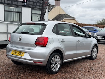 Used Volkswagen Polo 2015 for sale - 78207028: Photo