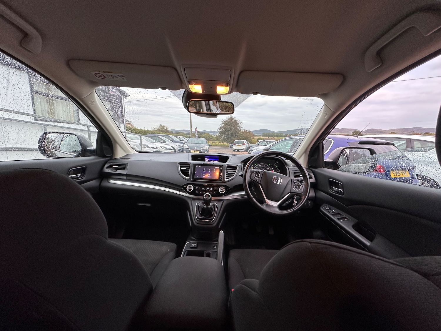 Used Honda CR-V 2017 for sale - 76087289: Photo 10