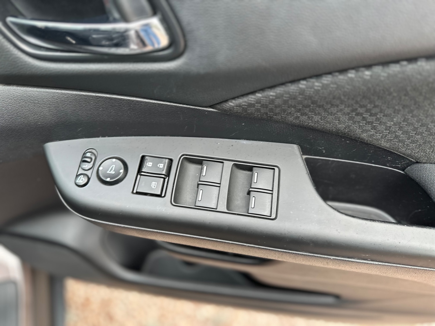 Used Honda CR-V 2017 for sale - 76087289: Photo 11