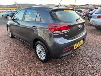 Used Kia Rio 2019 for sale - 76783345: Photo