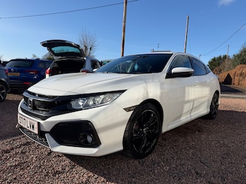 Used Honda Civic 2017 for sale - 77665964: Photo