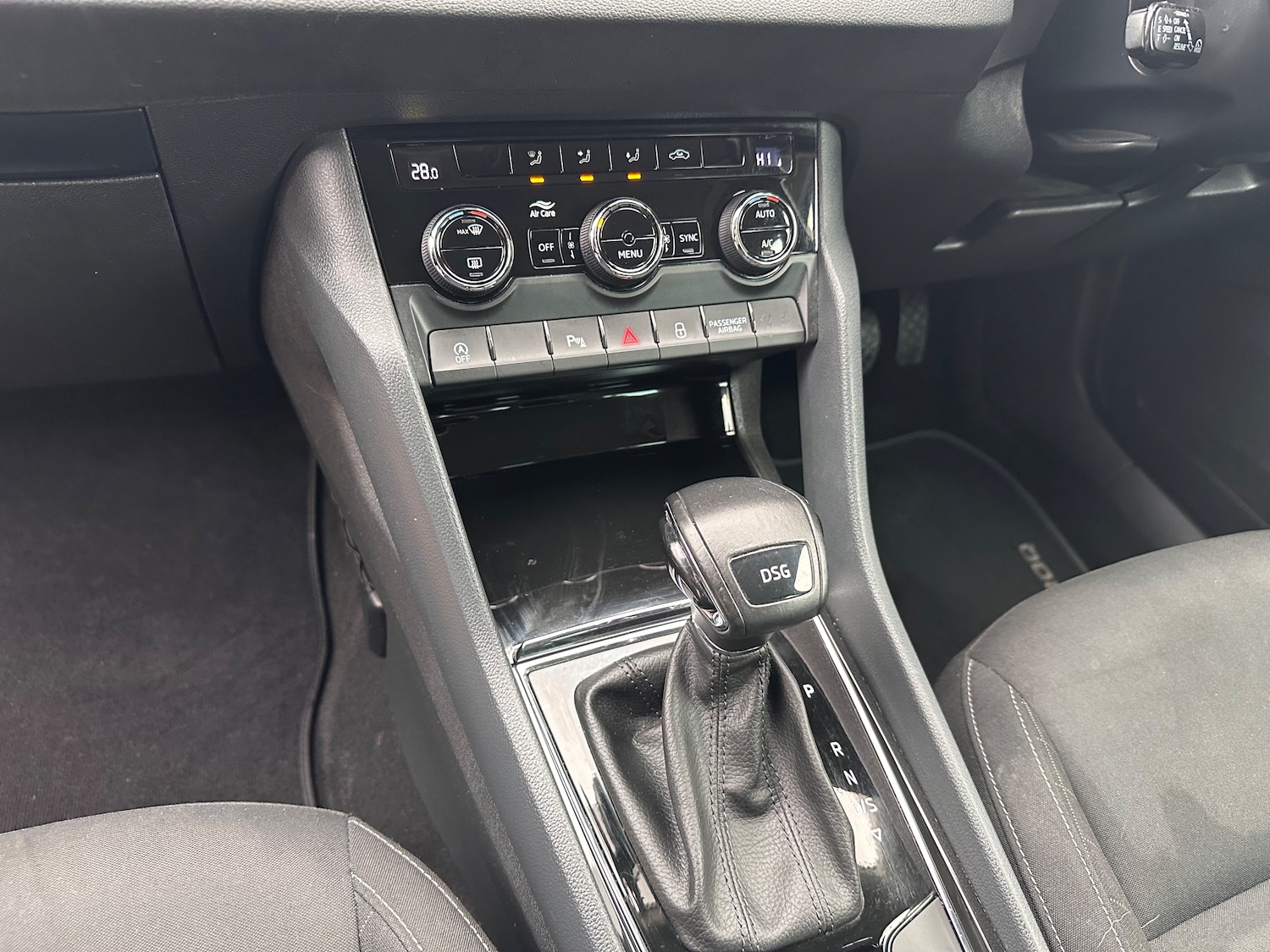 Used Skoda Karoq 2018 for sale - 76410431: Photo 17