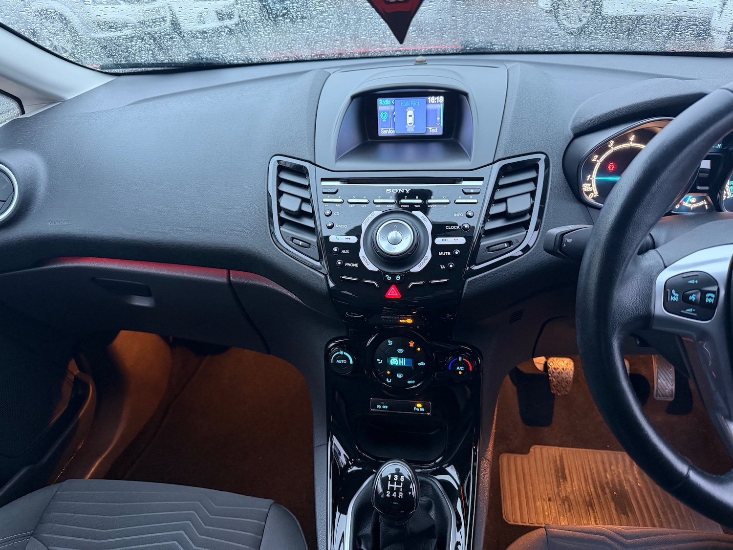 Used Ford Fiesta 2013 for sale - 77462943: Photo 12