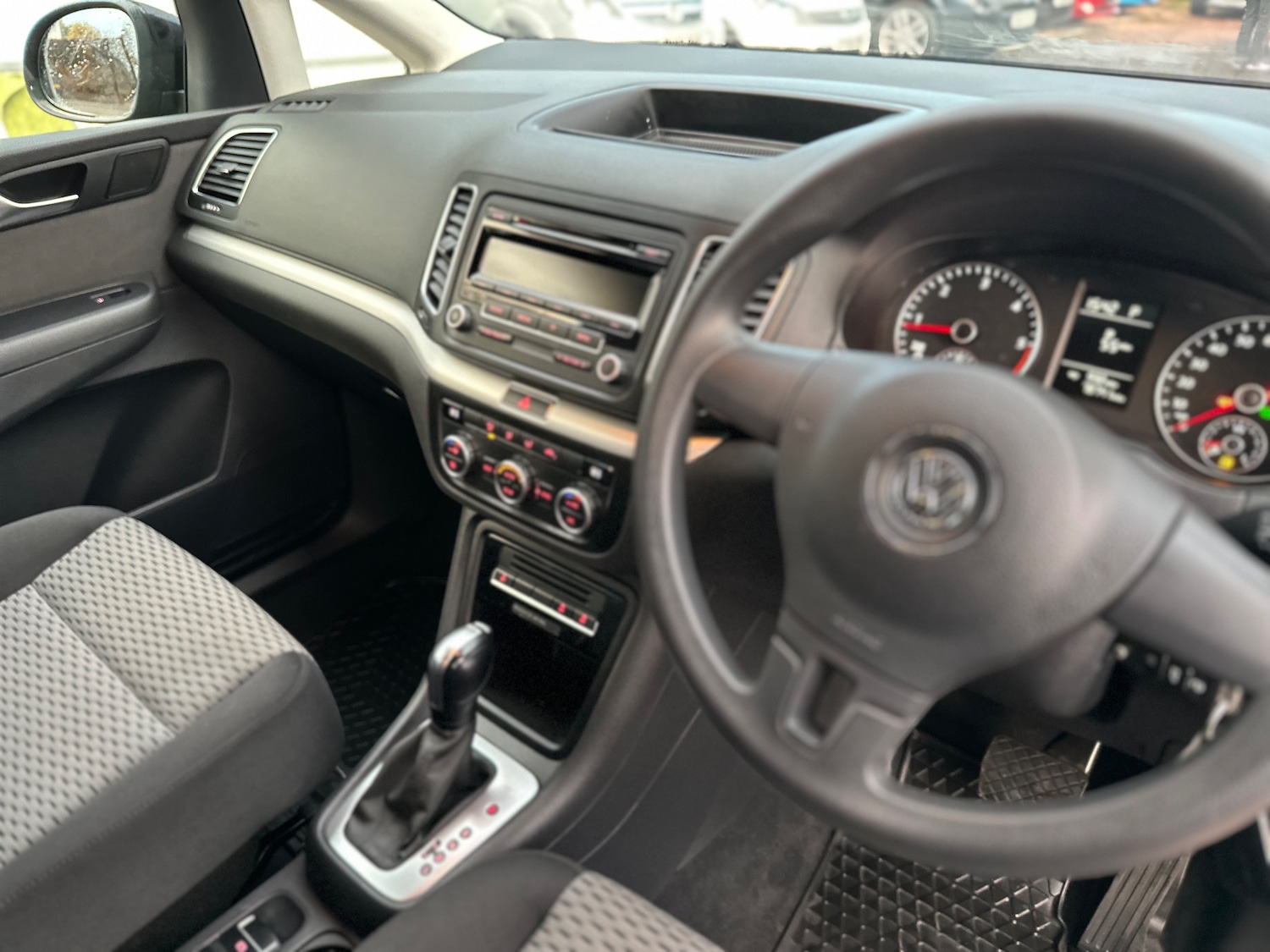 Used Volkswagen Sharan 2014 for sale - 76520252: Photo 10