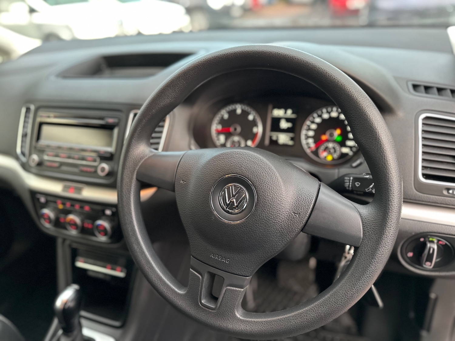 Used Volkswagen Sharan 2014 for sale - 76520252: Photo 11