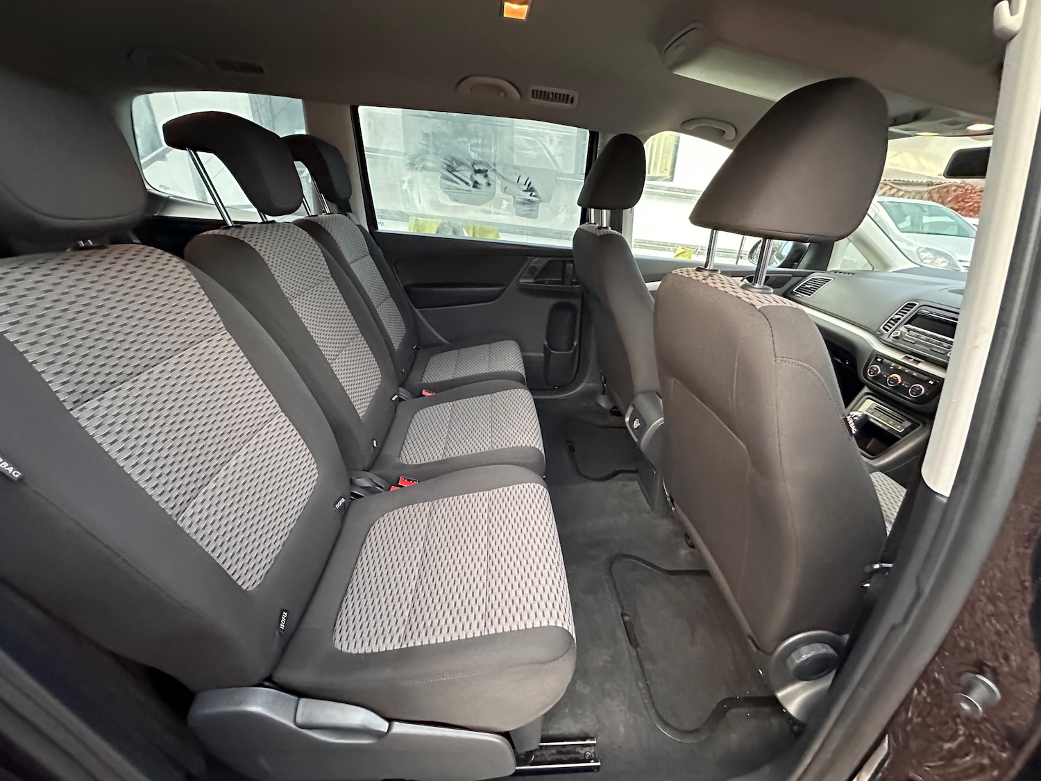 Used Volkswagen Sharan 2014 for sale - 76520252: Photo 17