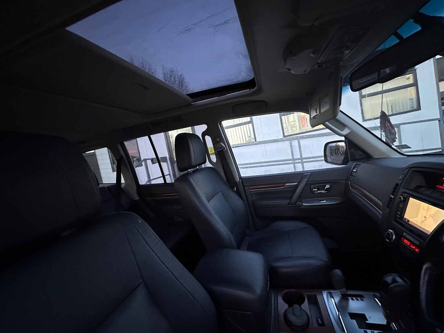 Used Mitsubishi Shogun 2014 for sale - 76754760: Photo 15