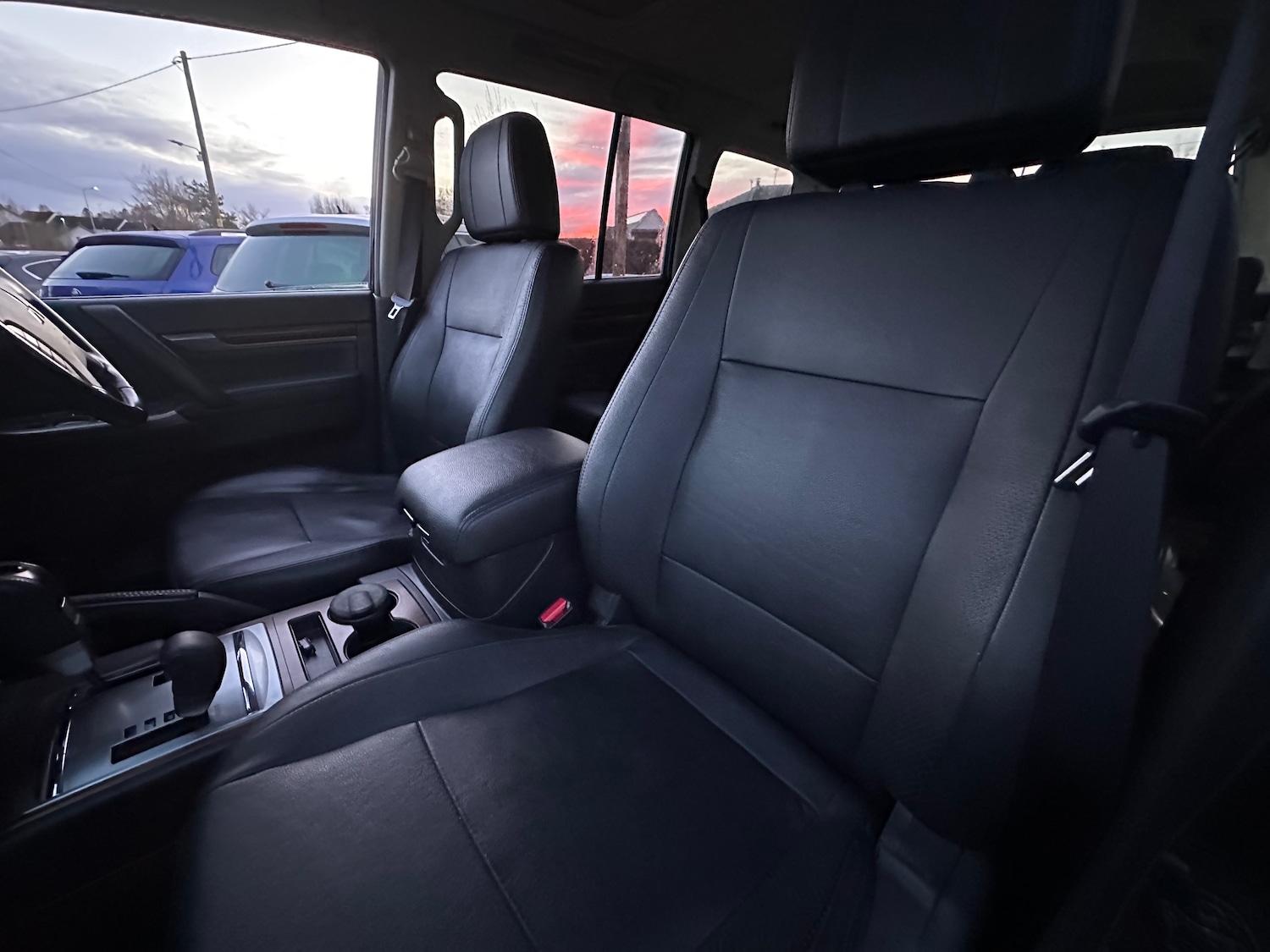 Used Mitsubishi Shogun 2014 for sale - 76754760: Photo 6