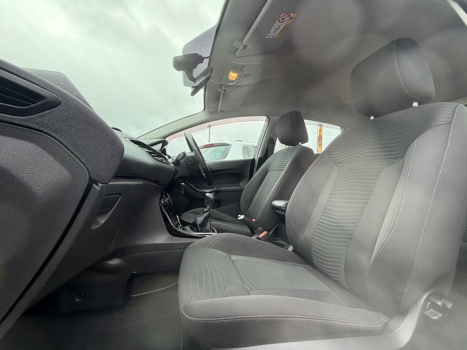 Used Ford Fiesta 2015 for sale - 77904340: Photo 12