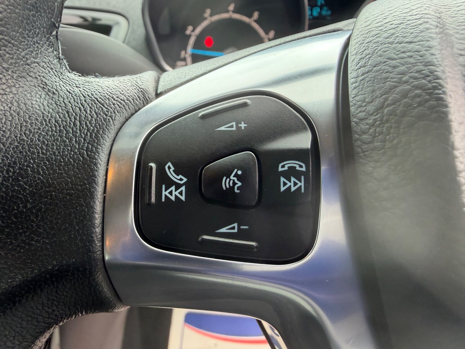 Used Ford Fiesta 2015 for sale - 77904340: Photo 28