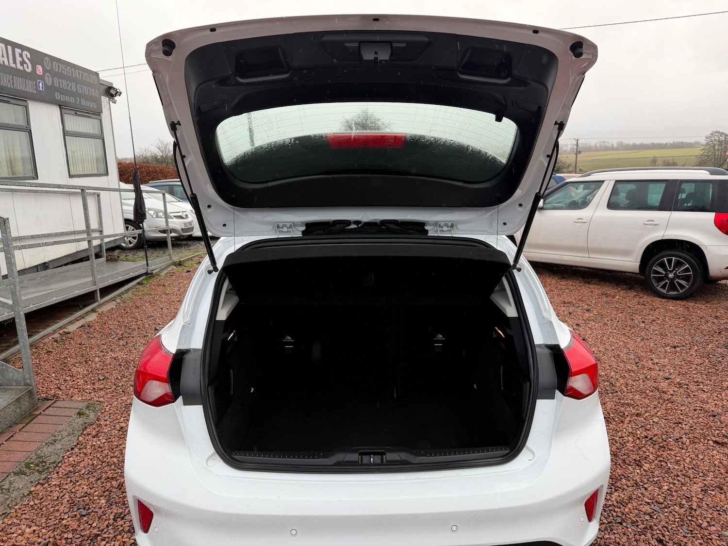 Used Ford Focus for sale - 77477055: Photo 3