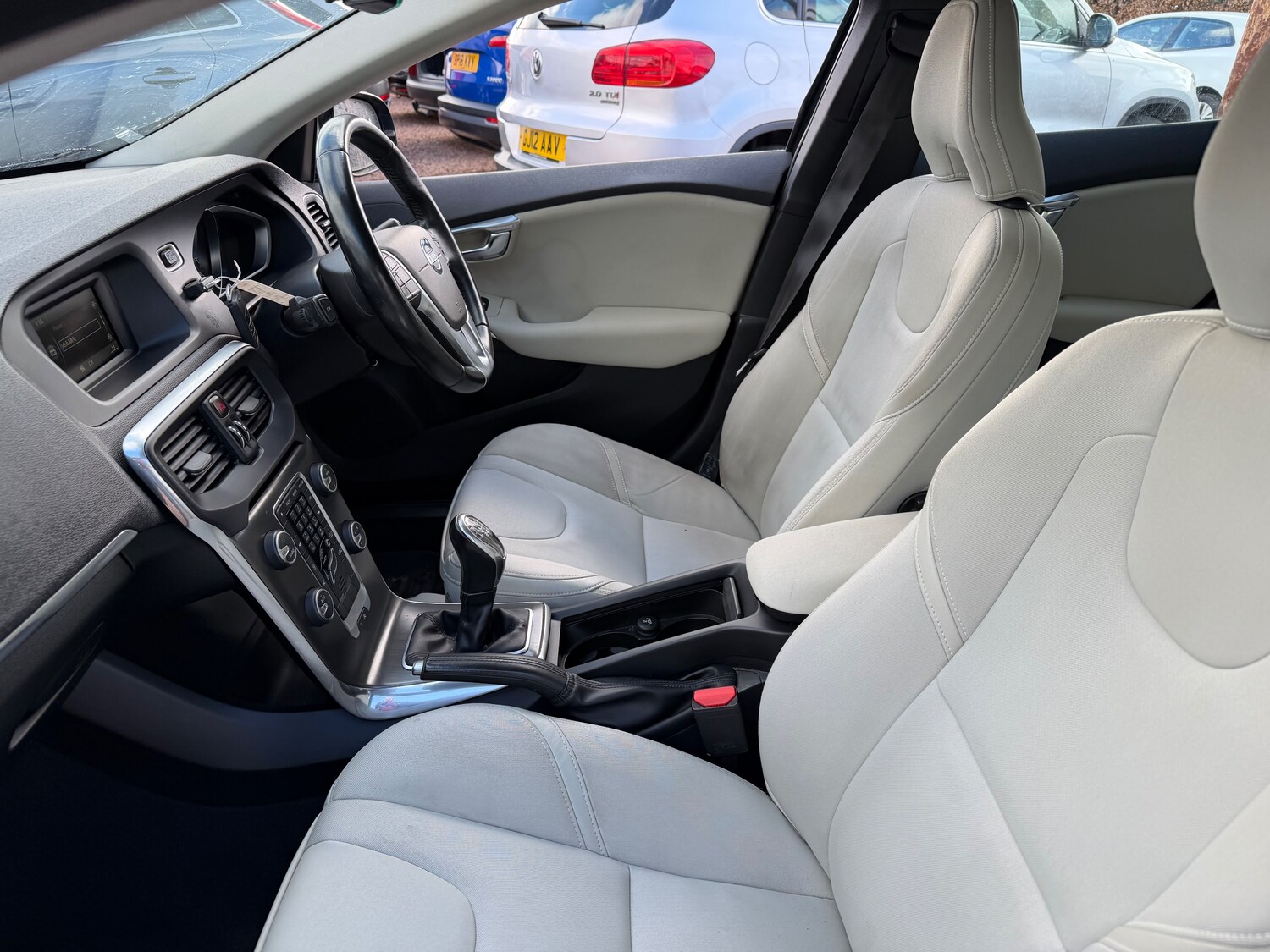 Used Volvo V40 2013 for sale - 77791702: Photo 14