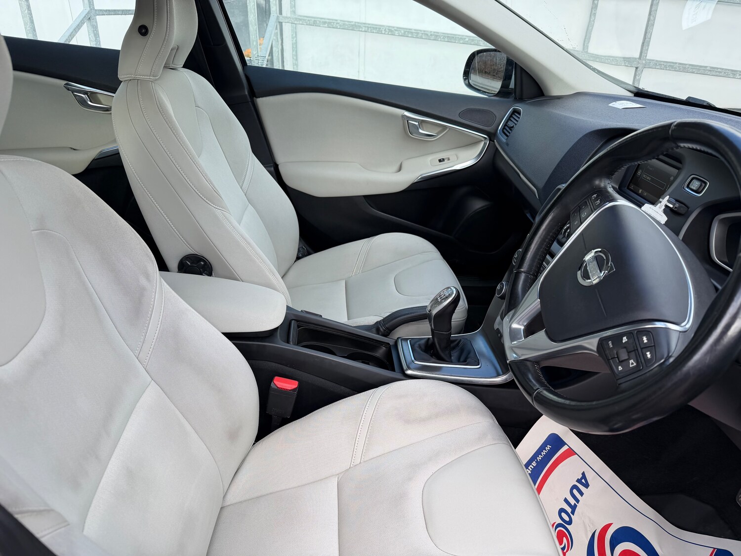 Used Volvo V40 2013 for sale - 77791702: Photo 17