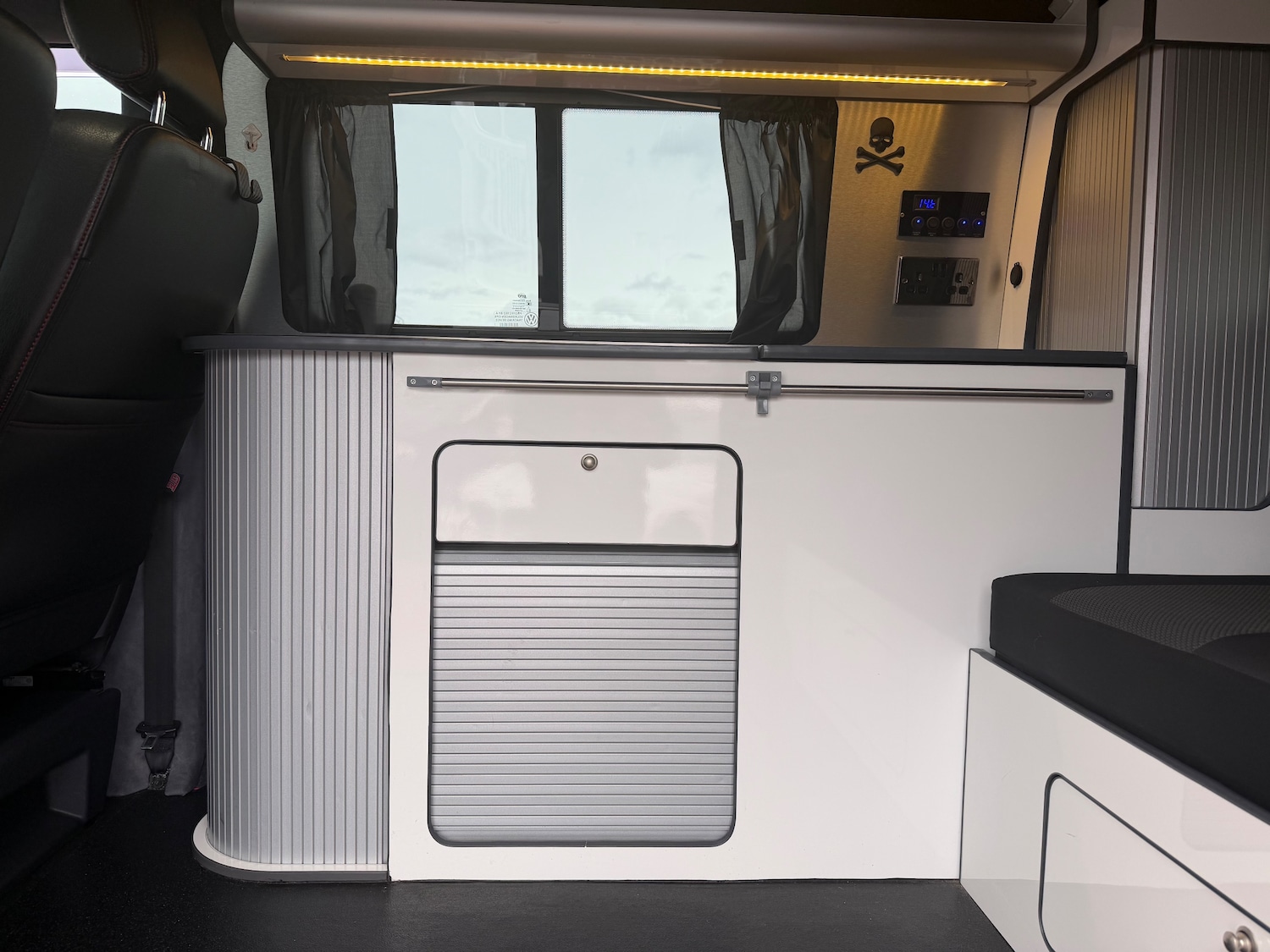 Used Volkswagen Transporter 2016 for sale - 77849100: Photo 35