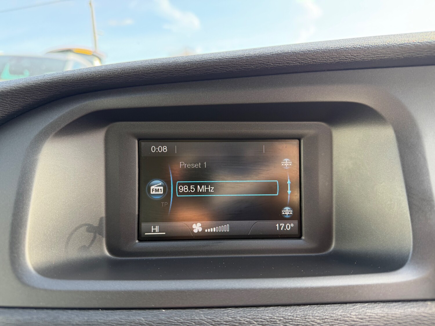 Used Volvo V40 2013 for sale - 77951743: Photo 19