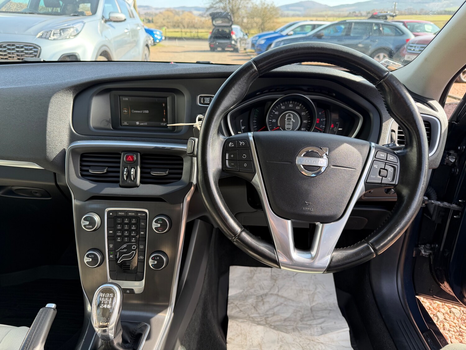 Used Volvo V40 2013 for sale - 77951743: Photo 21