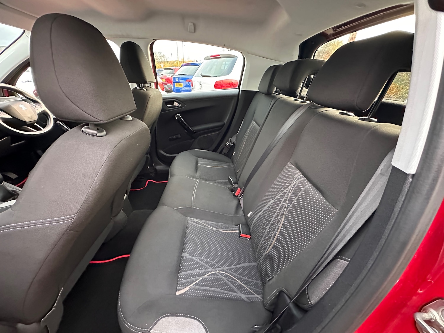 Used Peugeot 208 2013 for sale - 76495795: Photo 16