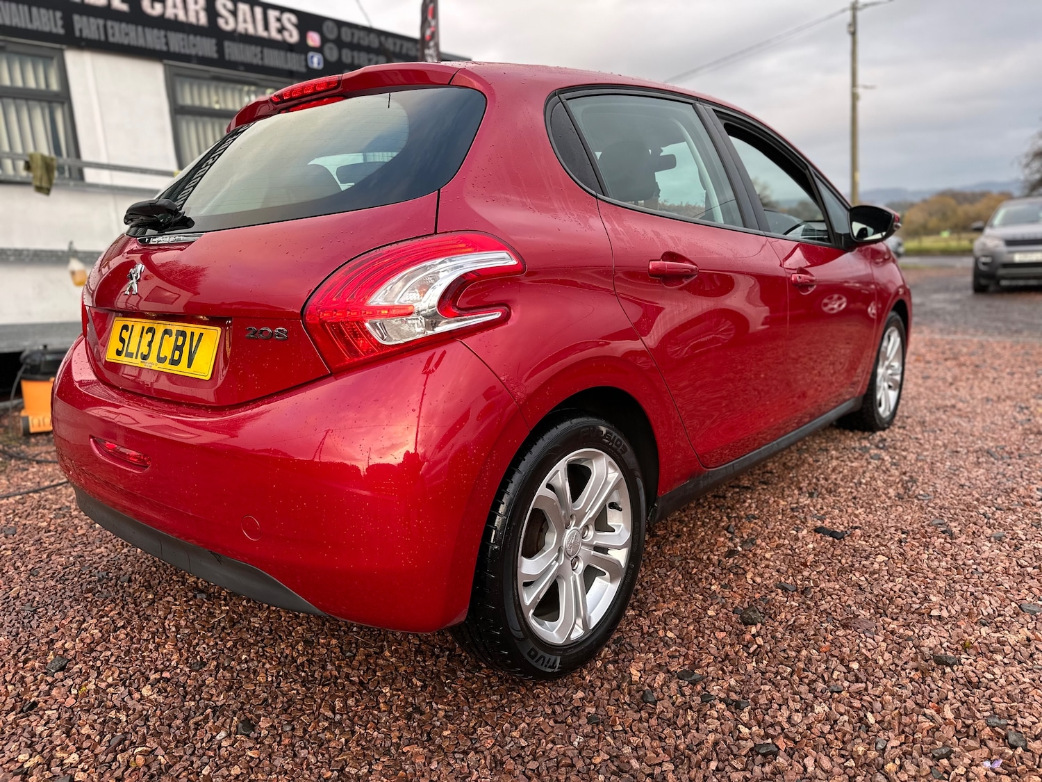 Used Peugeot 208 2013 for sale - 76495795: Photo 4