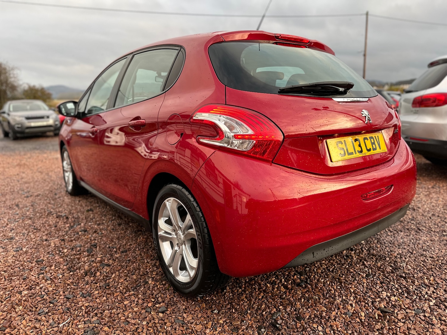 Used Peugeot 208 2013 for sale - 76495795: Photo 6
