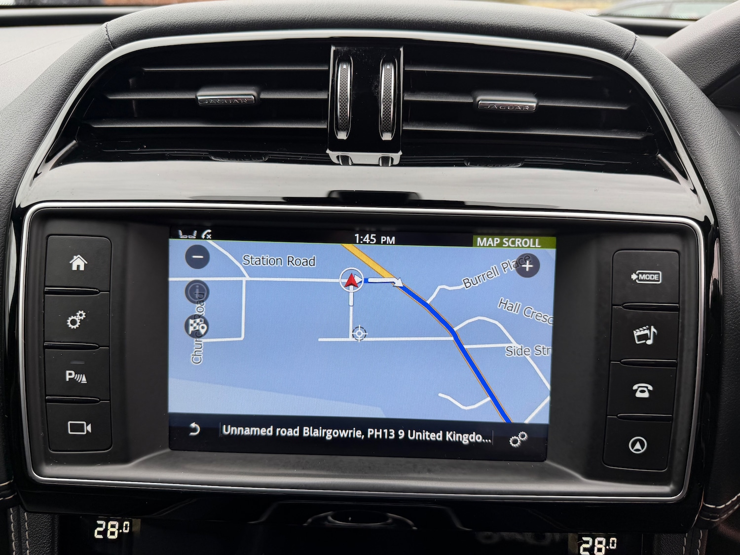 Used Jaguar F-Pace 2016 for sale - 77764196: Photo 29