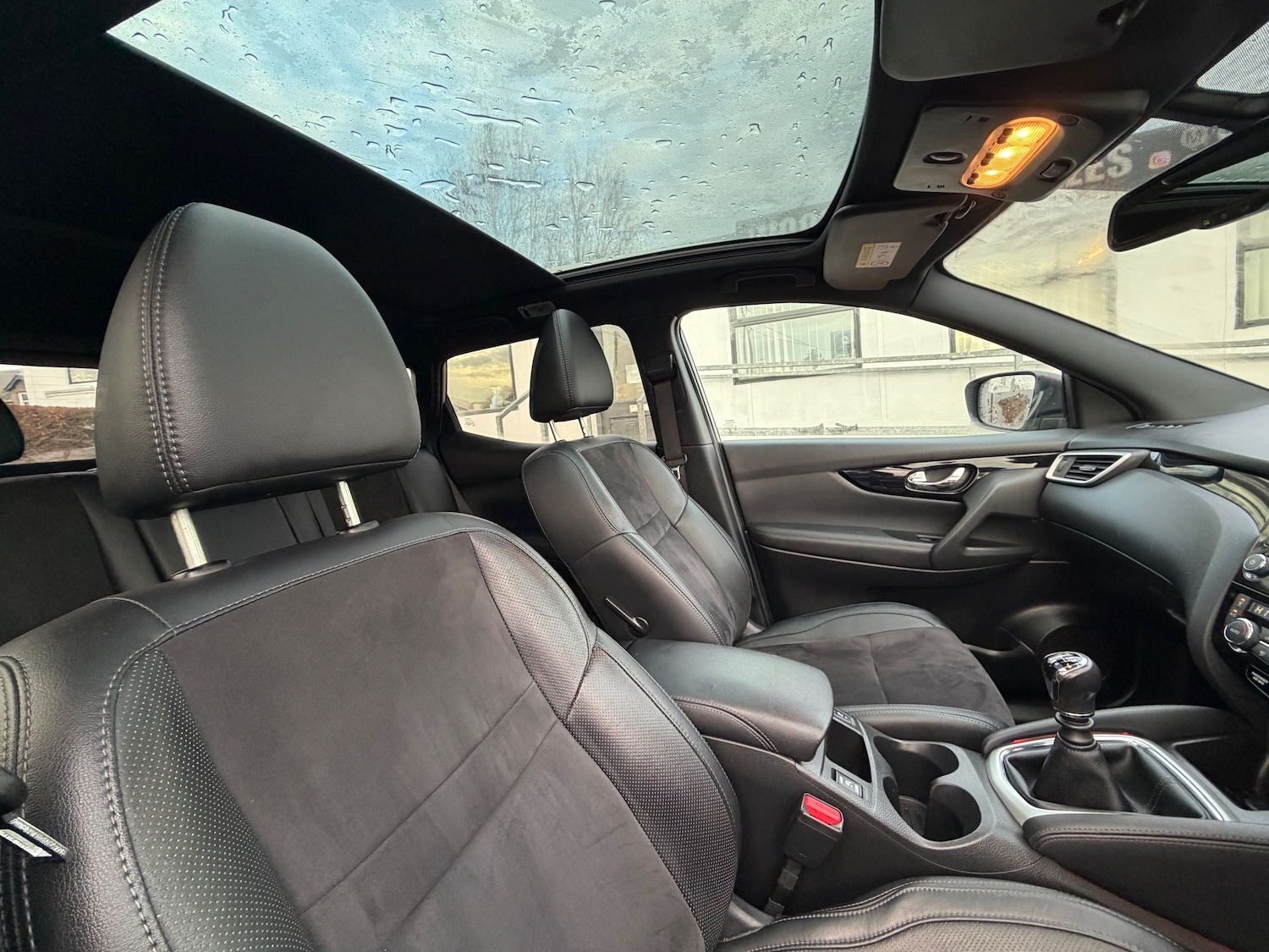 Used Nissan Qashqai 2017 for sale - 76949820: Photo 15