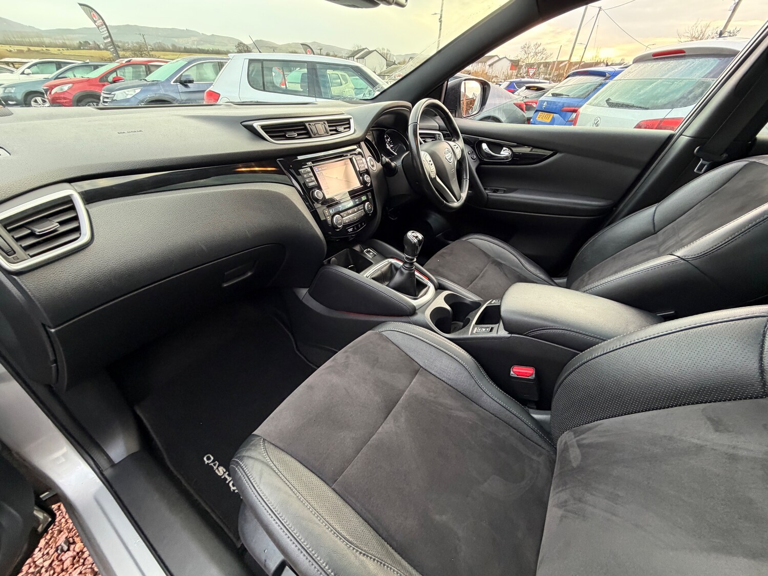 Used Nissan Qashqai 2017 for sale - 76949820: Photo 18