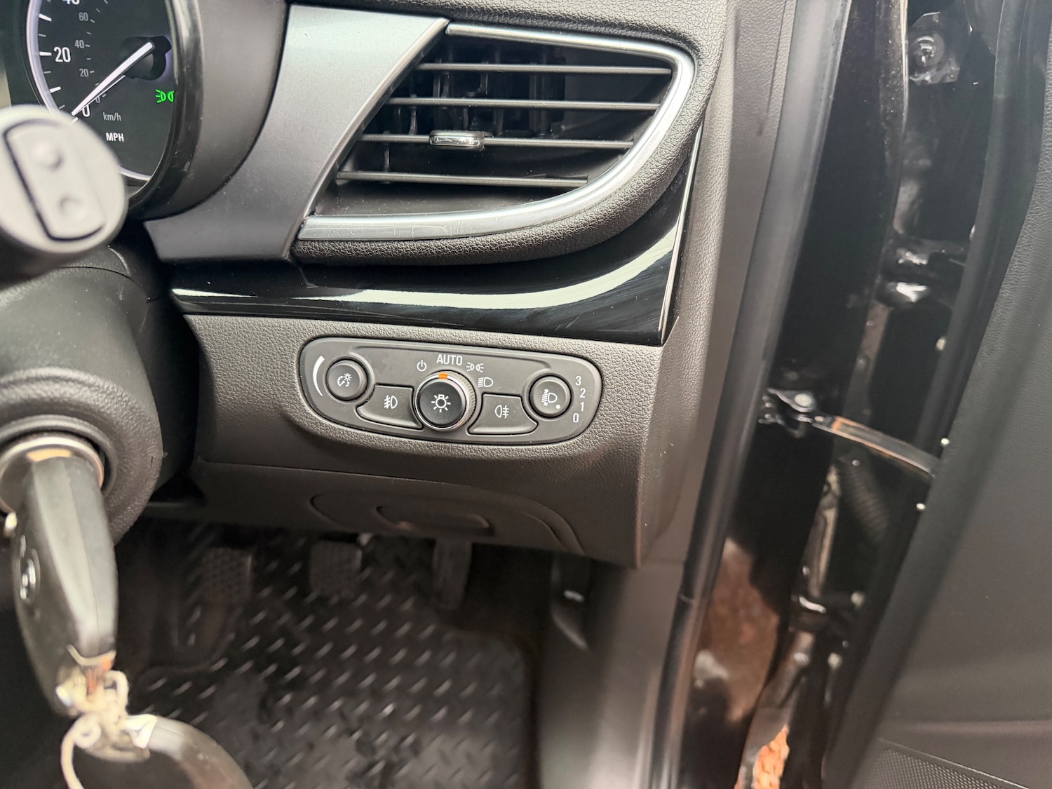 Used Vauxhall Mokka X 2019 for sale - 77037522: Photo 11