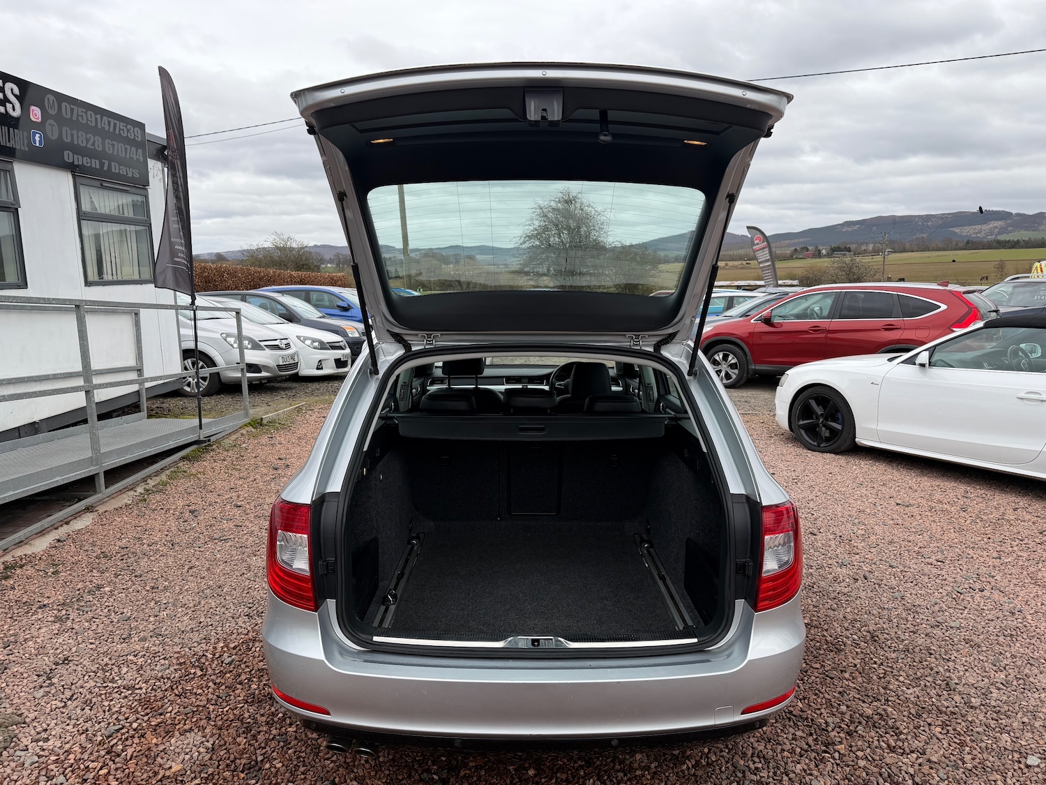 Used Skoda Superb 2015 for sale - 77989792: Photo 14