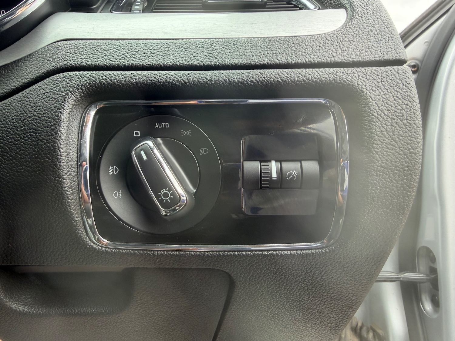 Used Skoda Superb 2015 for sale - 77989792: Photo 21