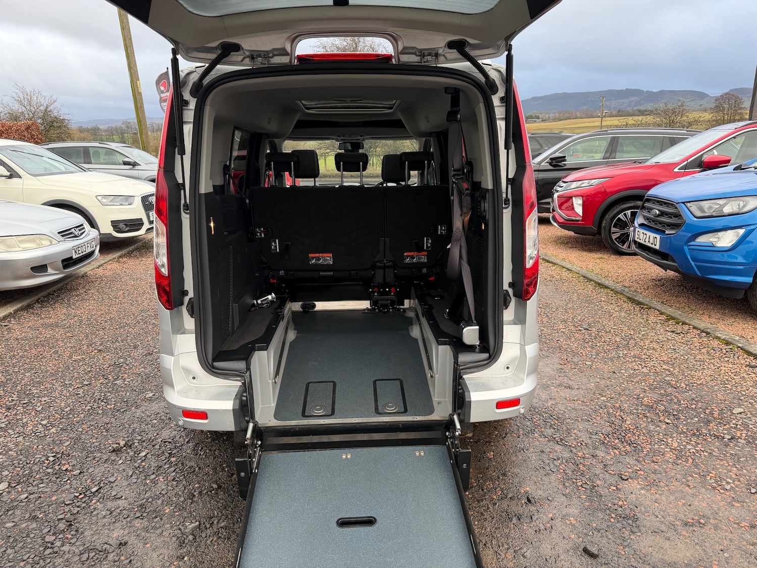 Used Ford Grand Tourneo Connect 2018 for sale - 77276777: Photo 9