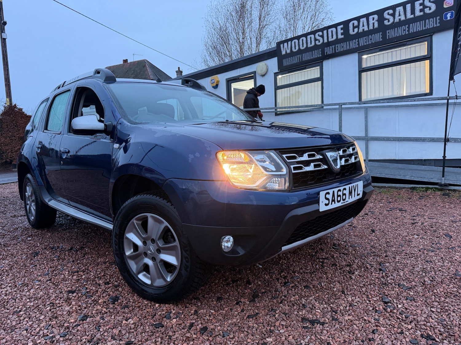 Used Dacia Duster 2016 for sale - 77236199: Photo 2