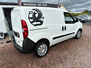 Used Vauxhall Combo 2016 for sale - 75137525: Photo