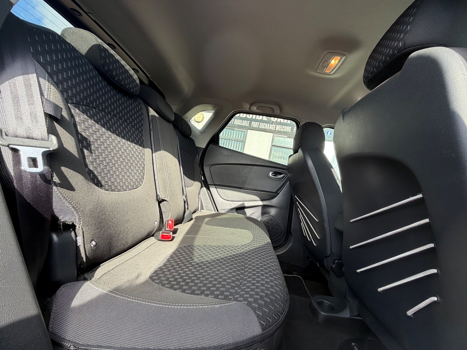 Used Renault Captur 2018 for sale - 77733424: Photo 16