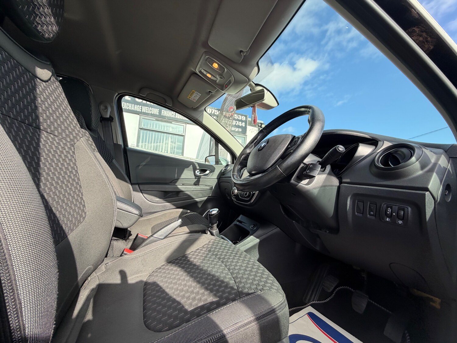 Used Renault Captur 2018 for sale - 77733424: Photo 21