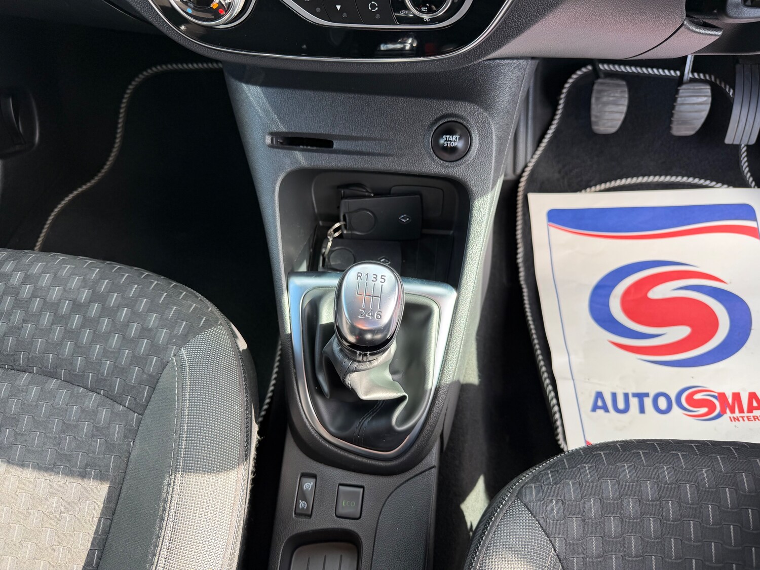 Used Renault Captur 2018 for sale - 77733424: Photo 29