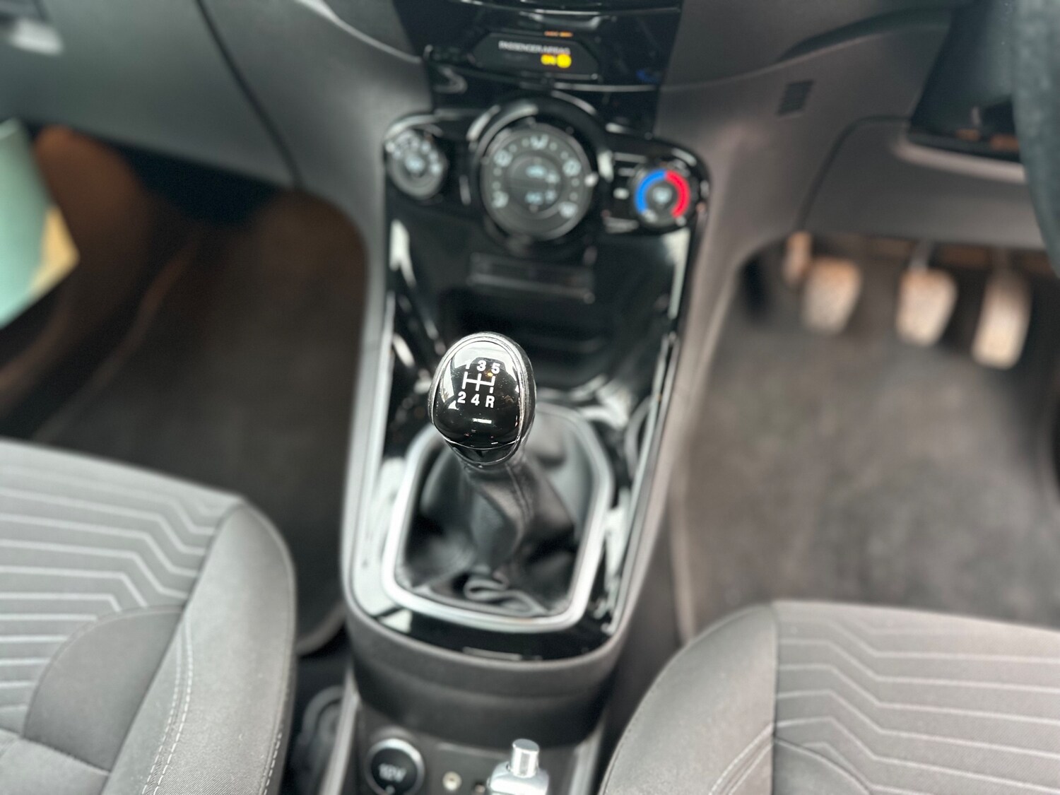 Used Ford Fiesta 2013 for sale - 76422610: Photo 13