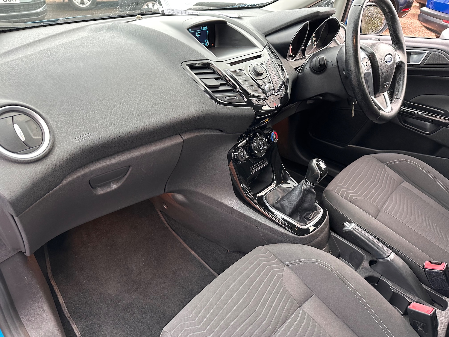 Used Ford Fiesta 2013 for sale - 76422610: Photo 21