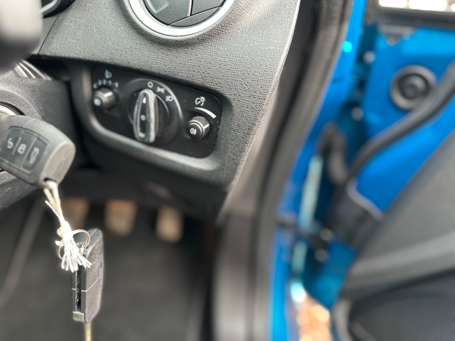 Used Ford Fiesta 2013 for sale - 76422610: Photo 9