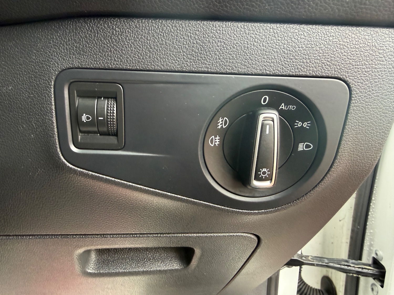 Used Volkswagen Tiguan 2016 for sale - 77654096: Photo 11