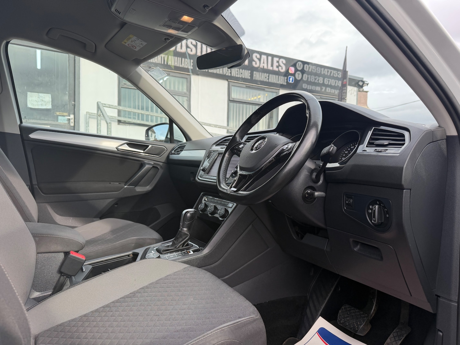 Used Volkswagen Tiguan 2016 for sale - 77654096: Photo 8