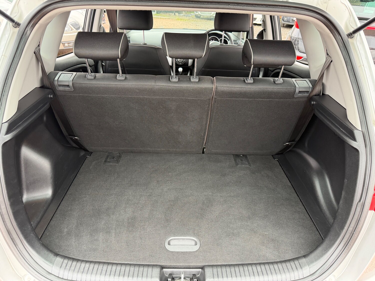 Used Kia Venga 2013 for sale - 77820064: Photo 15