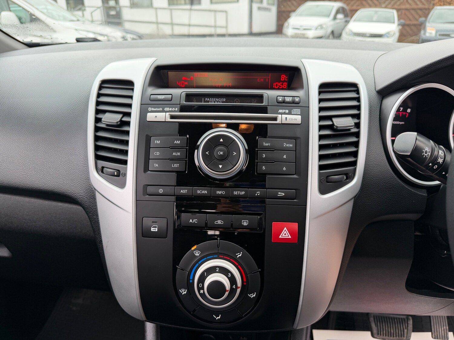 Used Kia Venga 2013 for sale - 77820064: Photo 24