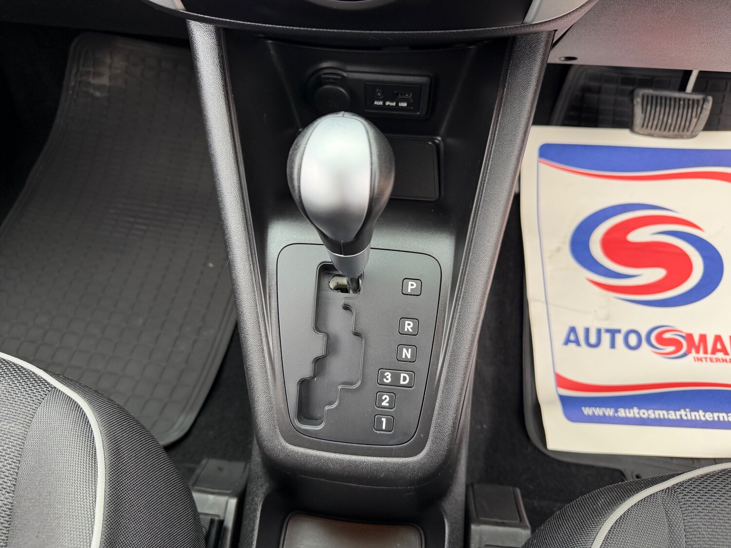 Used Kia Venga 2013 for sale - 77820064: Photo 25