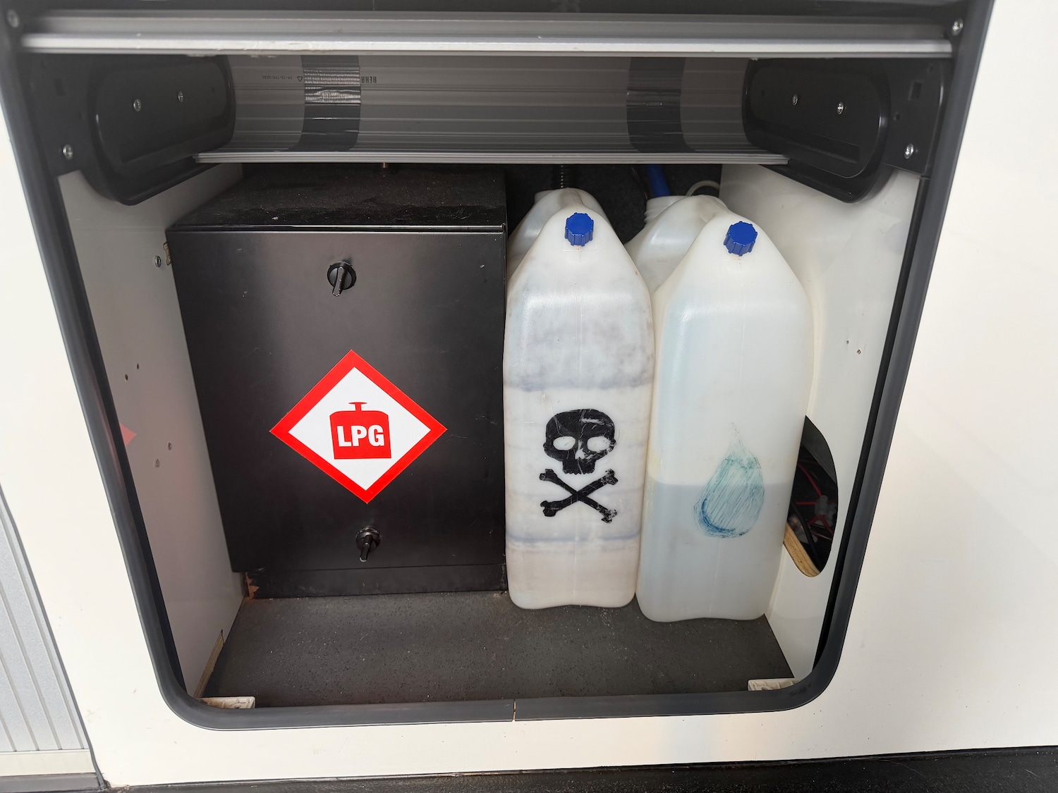 Used Volkswagen Transporter 2016 for sale - 77995216: Photo 44