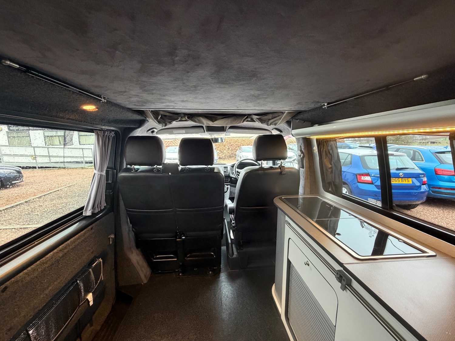 Used Volkswagen Transporter 2016 for sale - 77995216: Photo 51