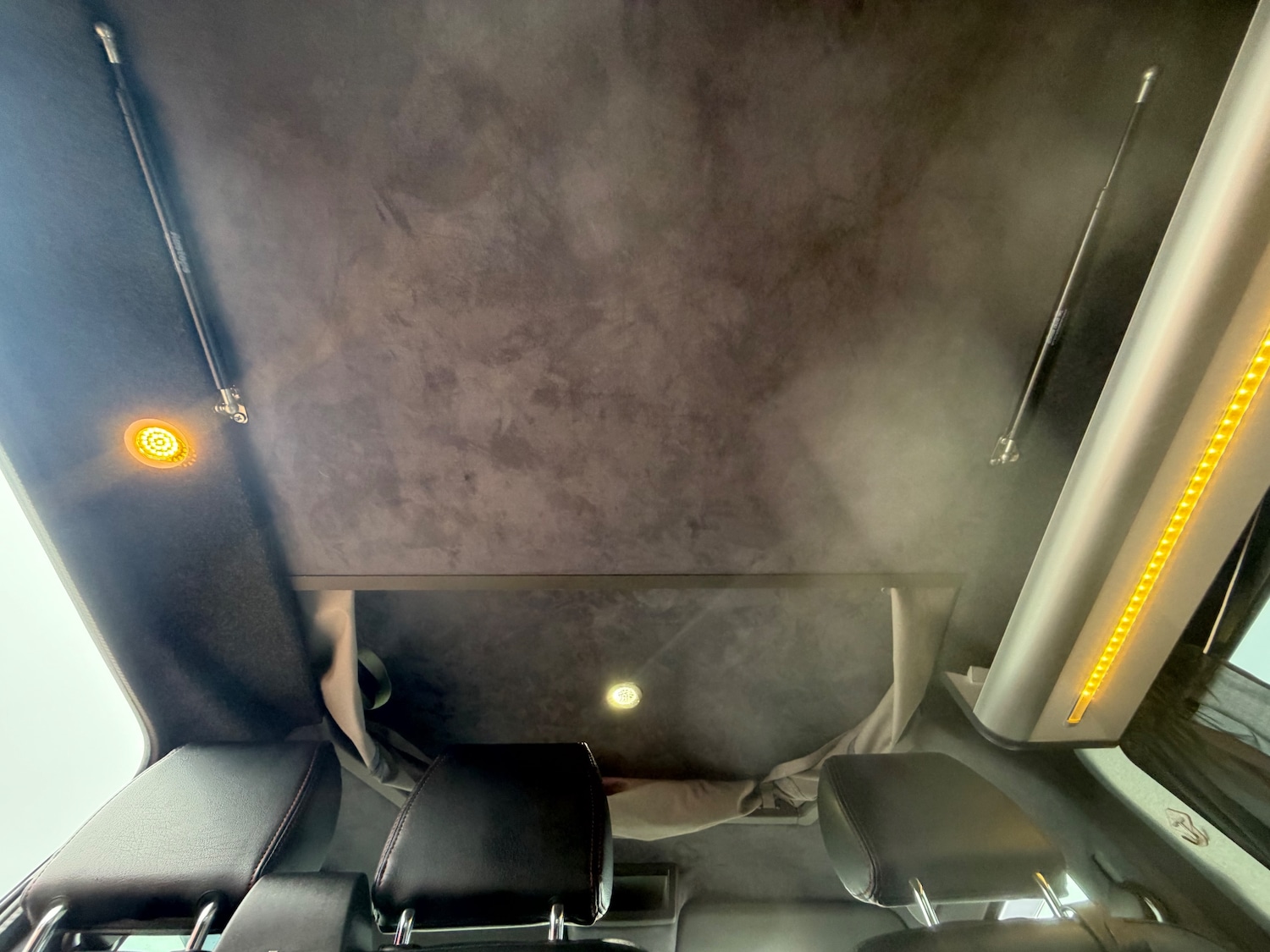 Used Volkswagen Transporter 2016 for sale - 77995216: Photo 56