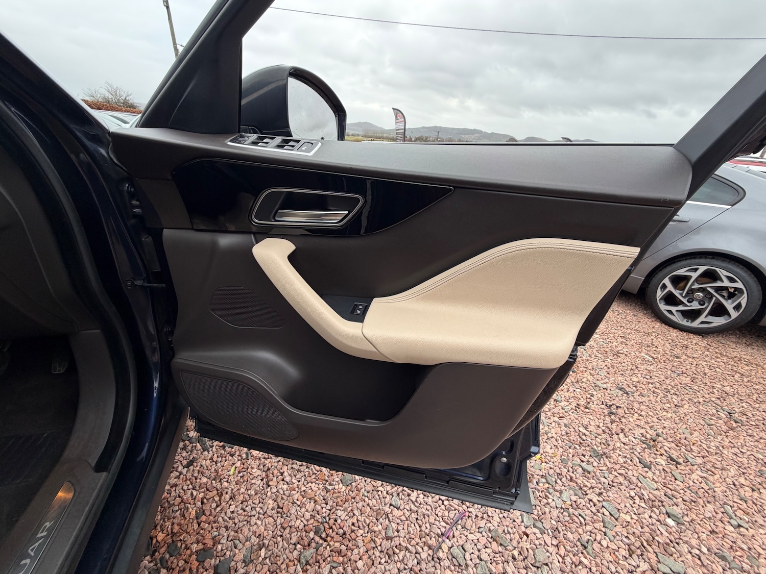 Used Jaguar F-Pace 2016 for sale - 76905169: Photo 20