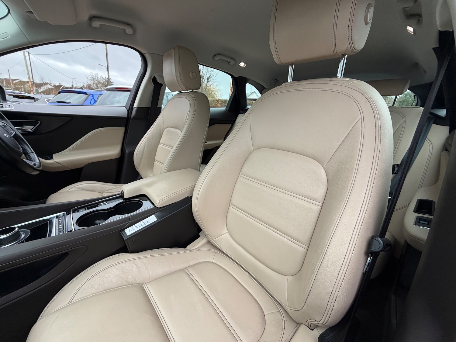 Used Jaguar F-Pace 2016 for sale - 76905169: Photo 27