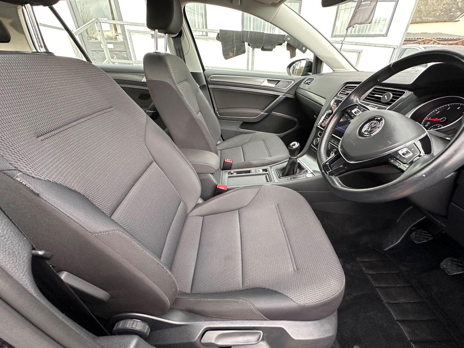 Used Volkswagen Golf 2018 for sale - 76395563: Photo 11