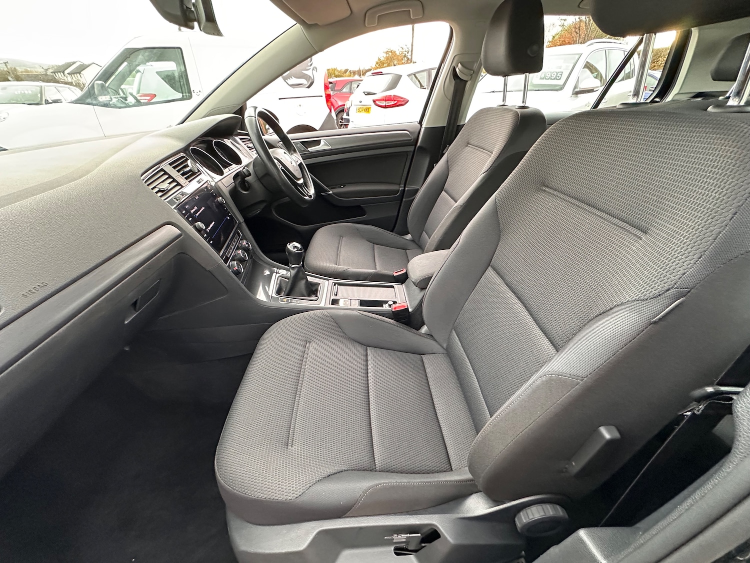 Used Volkswagen Golf 2018 for sale - 76395563: Photo 18